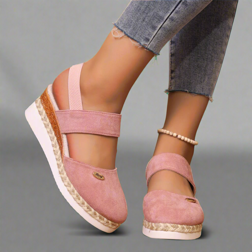 Gerneliese | Eleganckie ortopedyczne sandały na koturnie