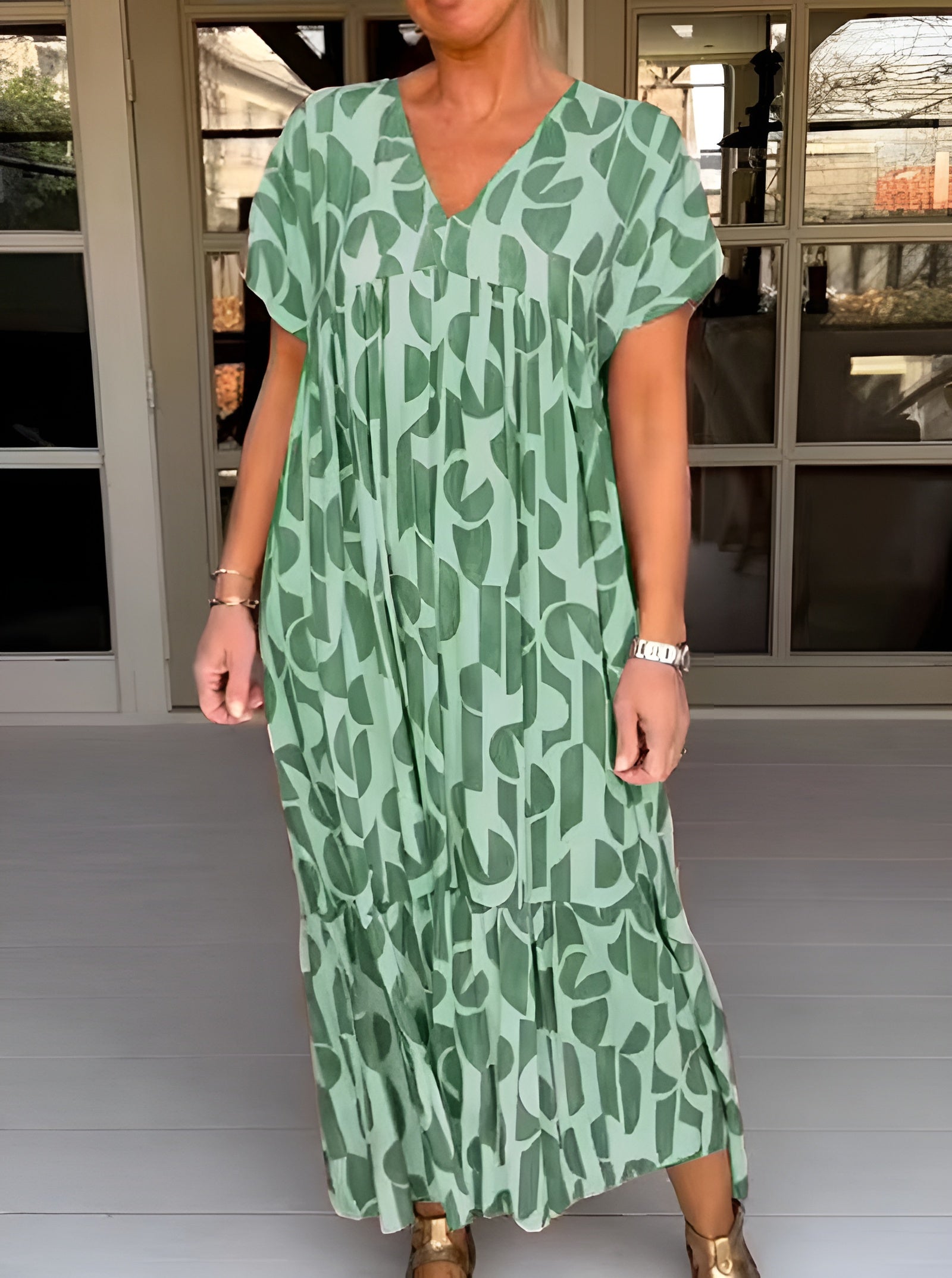 Colette | Lekka sukienka z dekoltem w serek