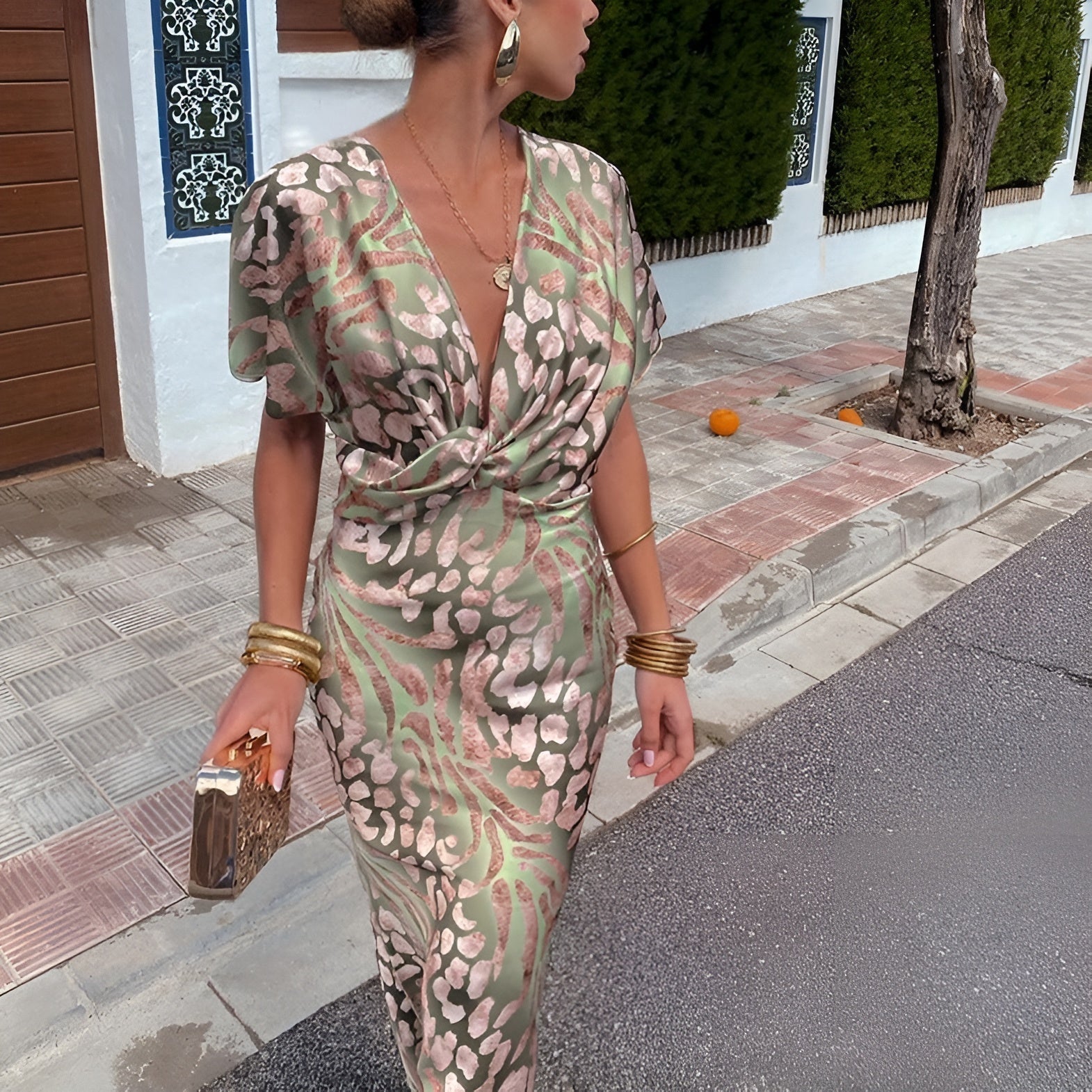 Matilda™ | Długa Sukienka z Skręconym Kołnierzem